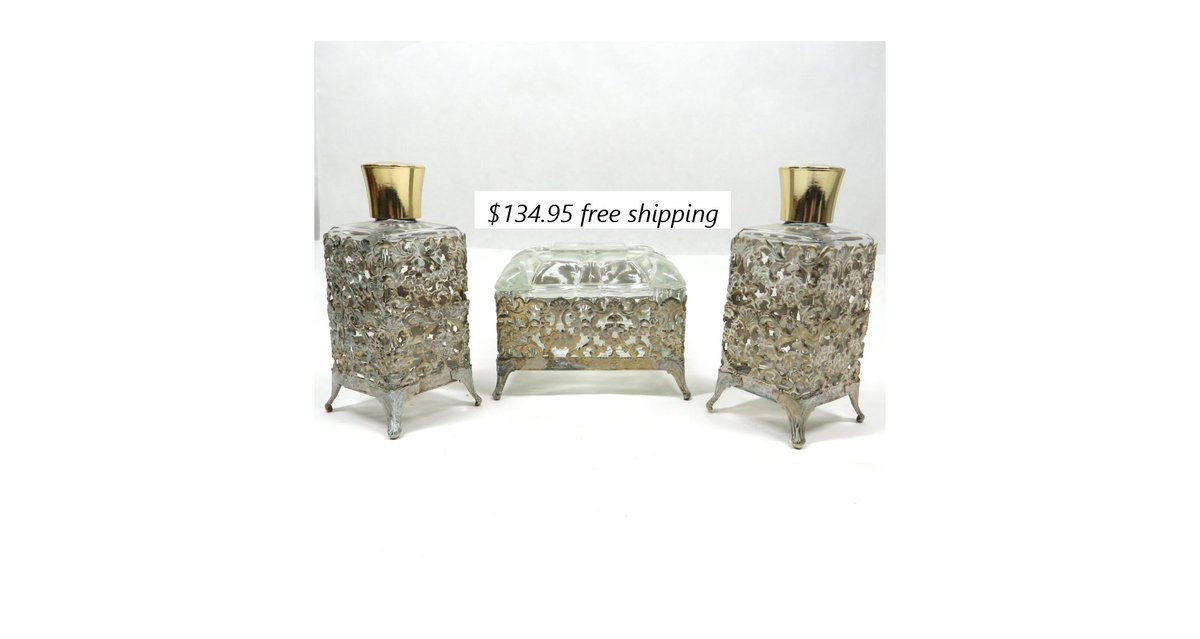 rarefinds4u's tweet image. Vintage vanity dresser storage set
Vintage mcm necklace
#freeshipping #smilett23 #vintage #antique #shopping