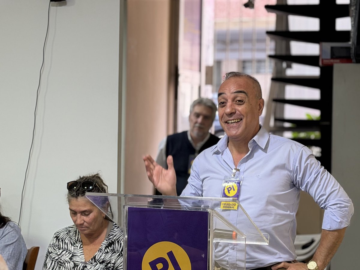 pindependiente_'s tweet photo. 🟣 Se realizó la Junta Federal del Partido Independiente, con más de 70 referentes departamentales de todo el país.

Un espacio de trabajo y coordinación con mirada nacional. 🙌🏽🇺🇾 https://t.co/N5RjZioVlB