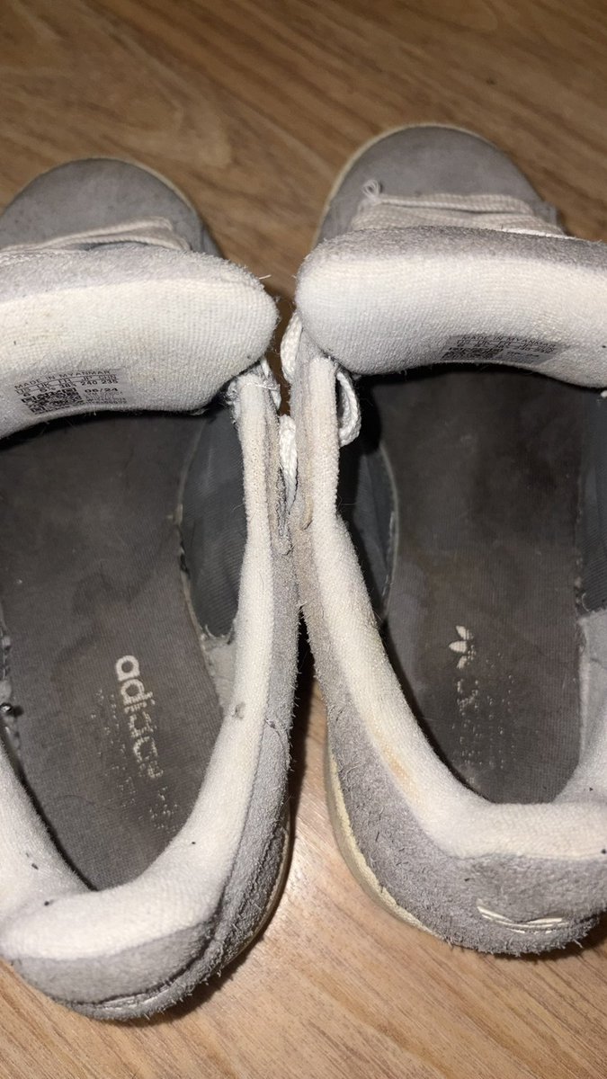 destroysnkrs77 tweet media