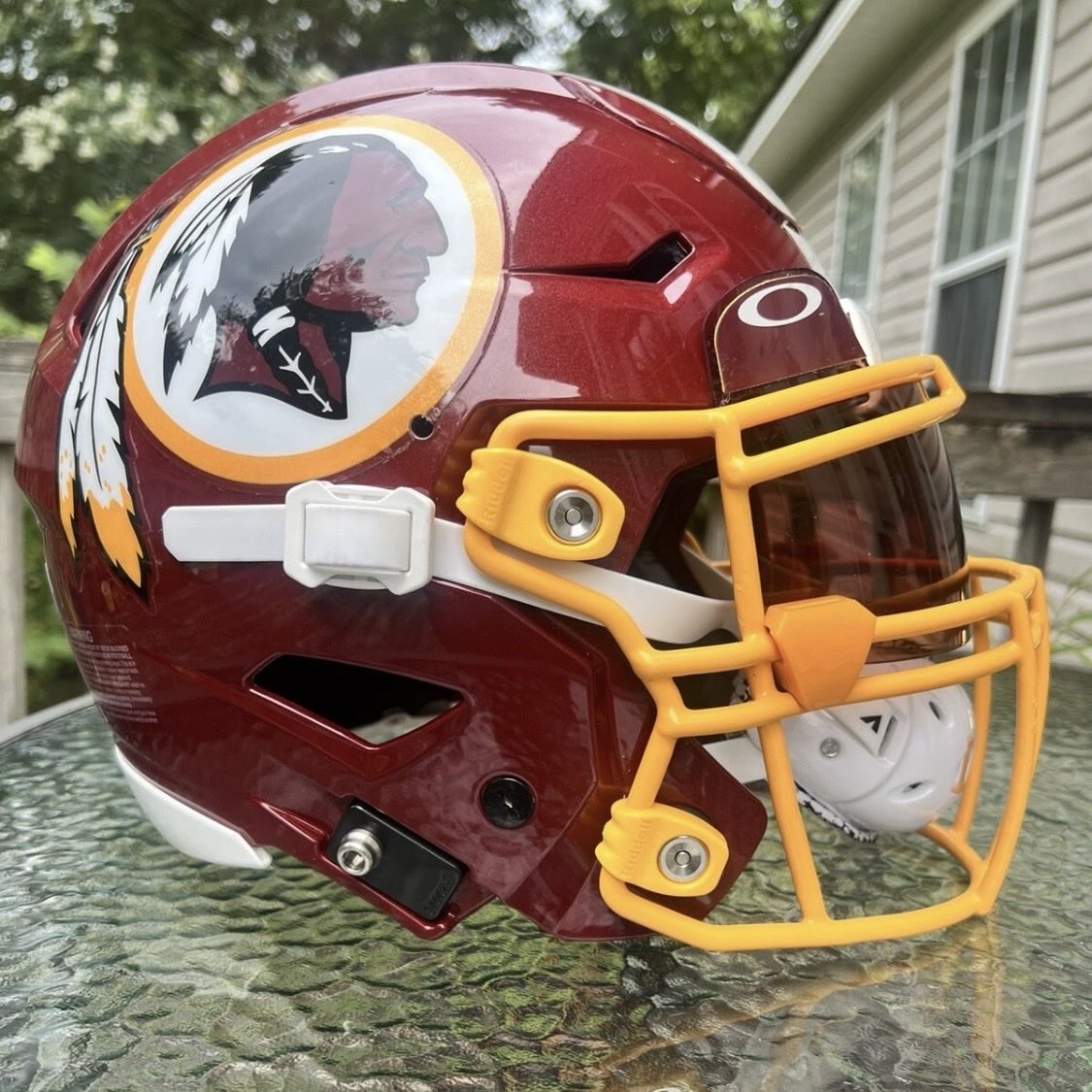 FLATLINEent06's tweet image. #TwoGunsRising
The Logo of a Champion,
&amp;amp; Champions are FOREVER!
HAIL, To The 
WASHINGTON REDSKINS!