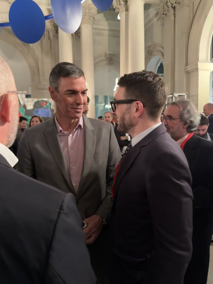 Brasil 🇧🇷/Espanha 🇪🇸:

Alexander Soros (filho de George Soros) participa do evento da esquerda em Barcelona.

Inclusive, ele “marcou” Lula em sua conta no Instagram.