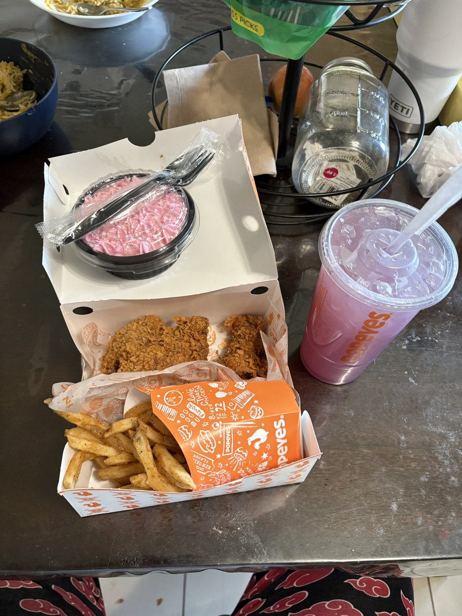 undress 🇨🇺🇲🇽🇸🇻 tweet media