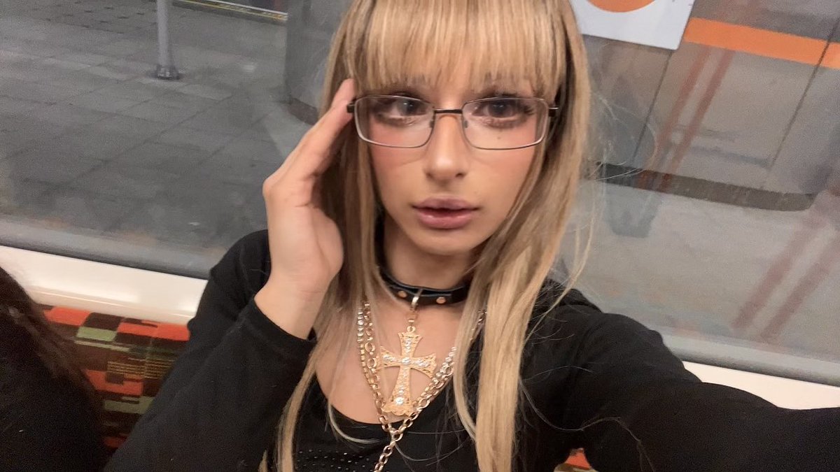 batsumelo's tweet photo. Moreeee https://t.co/0X3FrUhkzo