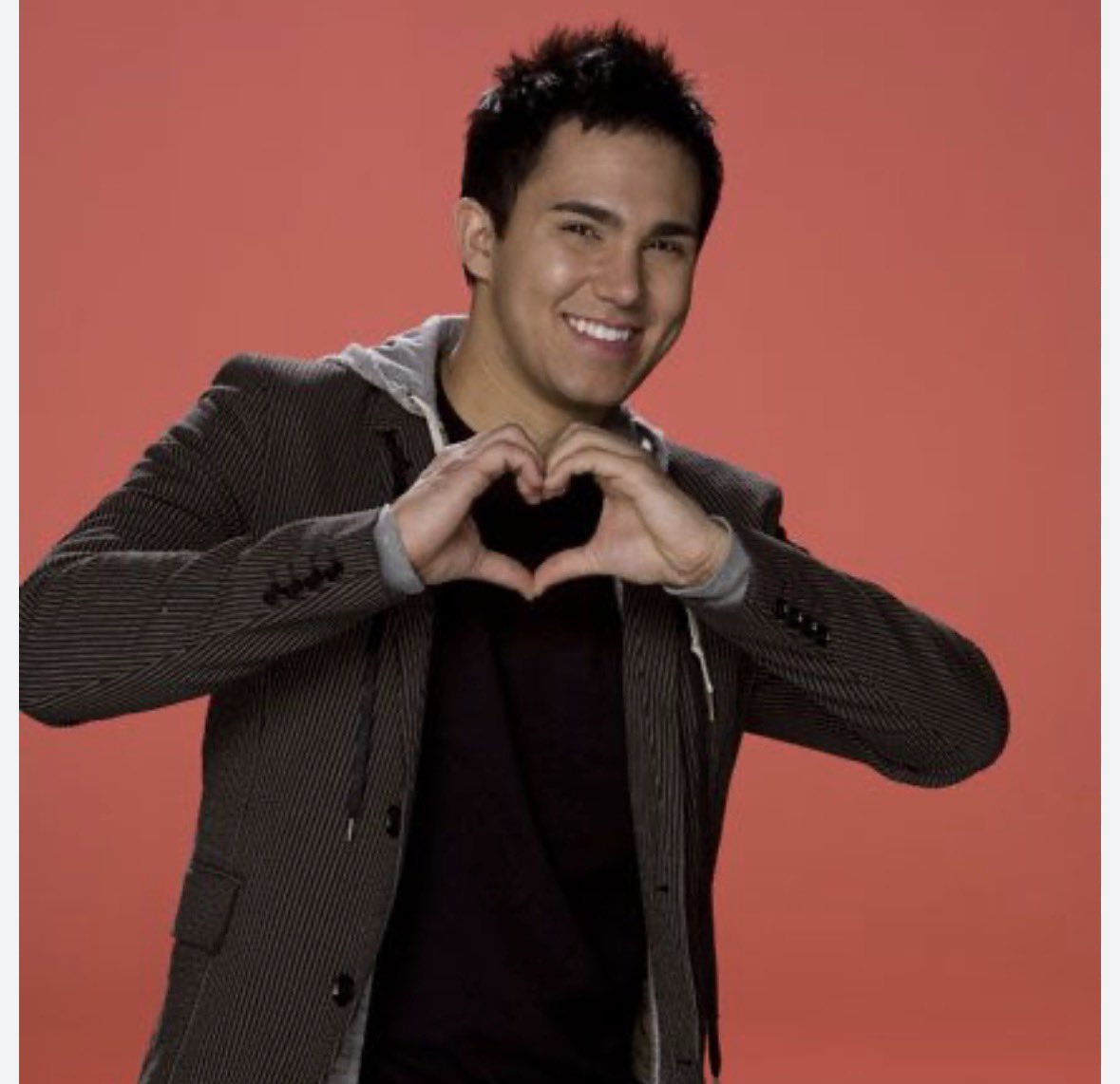 ₊✩‧₊˚౨ৎ˚₊✩‧₊ tweet media