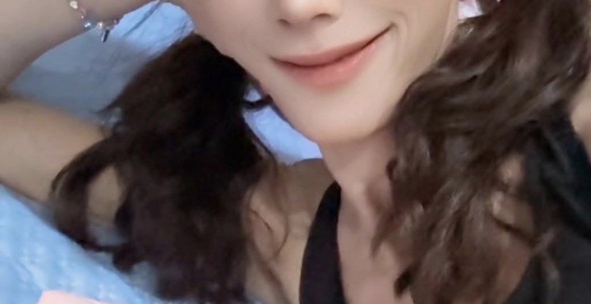 Candy lee tweet media