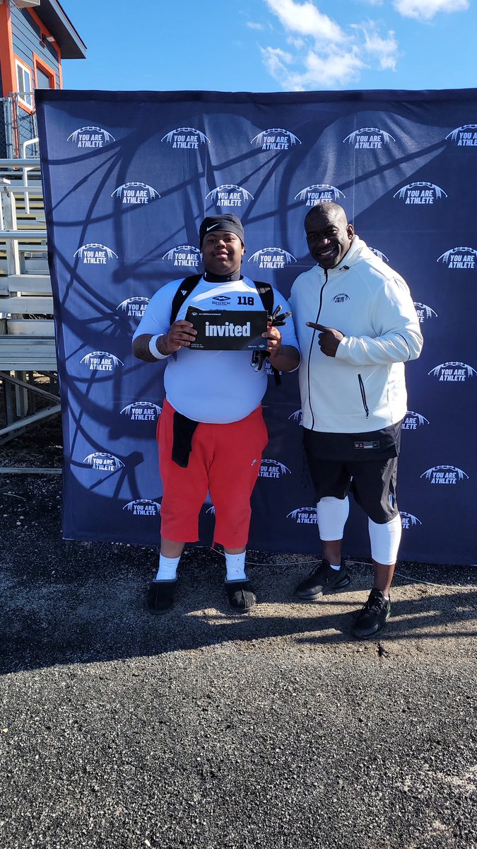 Lando14_'s tweet photo. Grateful to receive a all American invite from @youareathlete will be down in Houston may 22-23 @TheeCoachWalker @CoachRico15 @WillVapreps @MJ_NFLDraft @ShaneCovington https://t.co/MtUTw70p71