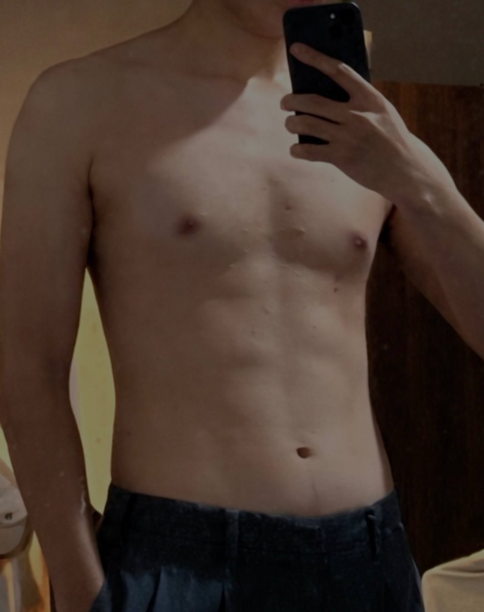 relaxyedhe tweet media