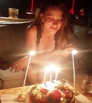 ely 🦢 tweet media