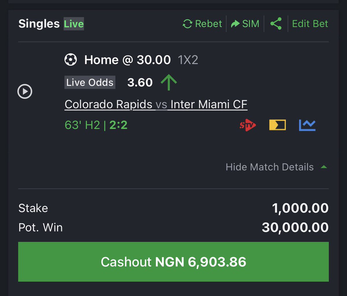 Lexybabs's tweet photo. Omo Miami sabi bottle 😂 wey I for use better stake https://t.co/5VZe8IH05O