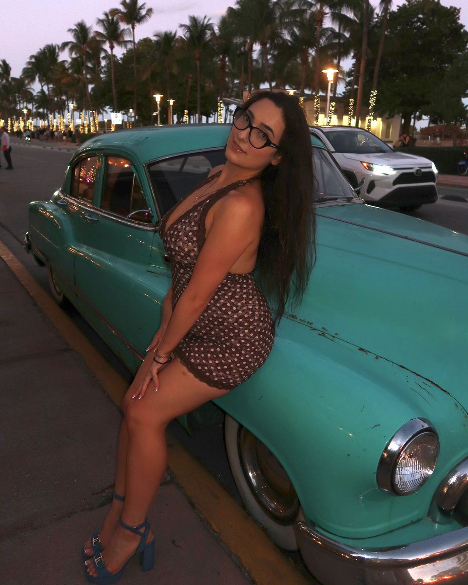 Qveenjulia tweet media