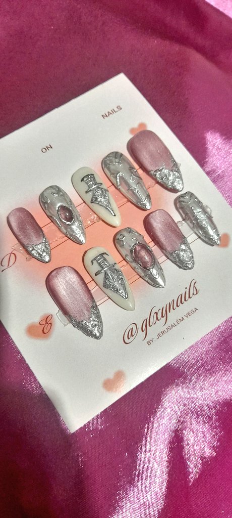glxynails's tweet photo. o último set dos três sorteados no instagram da #glxynails entrou oficialmente pro catálogo!

Set medieval super bruxinha wicca chegando com tudo~

Encomende o seu logo! Vai!

#witch #pressonnails #unhas #nails #nailart  #wicca https://t.co/jQCrmIm71b