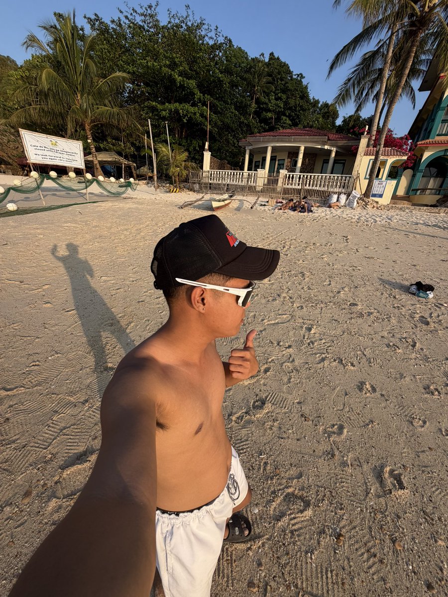 ContinueMar's tweet photo. Guimaras anyone? https://t.co/ohViLIM9bf