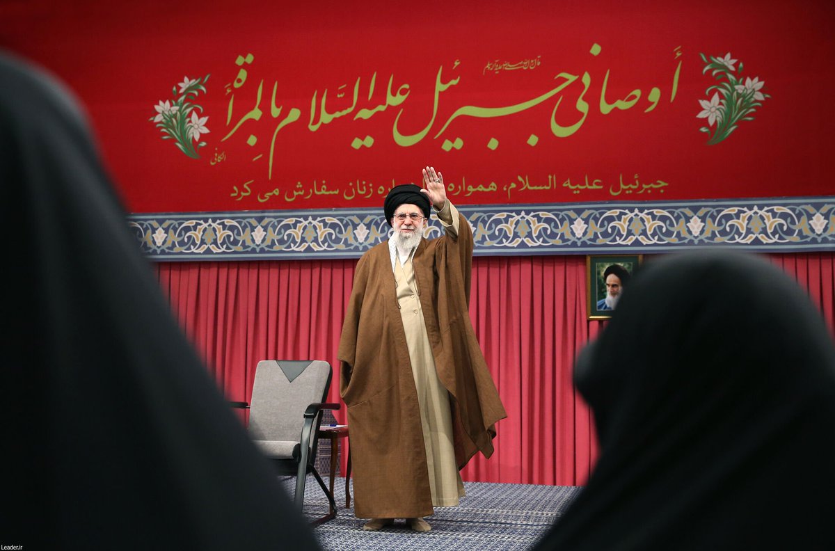 دیگه آقامون نیست که برای دخترا 
تم صورتی بزاره💔

#لبخند_خدا