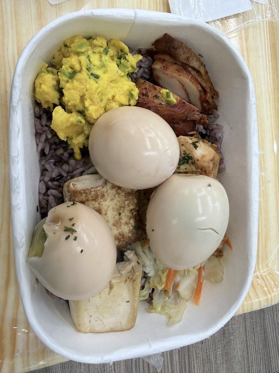 退役體育生 tweet media