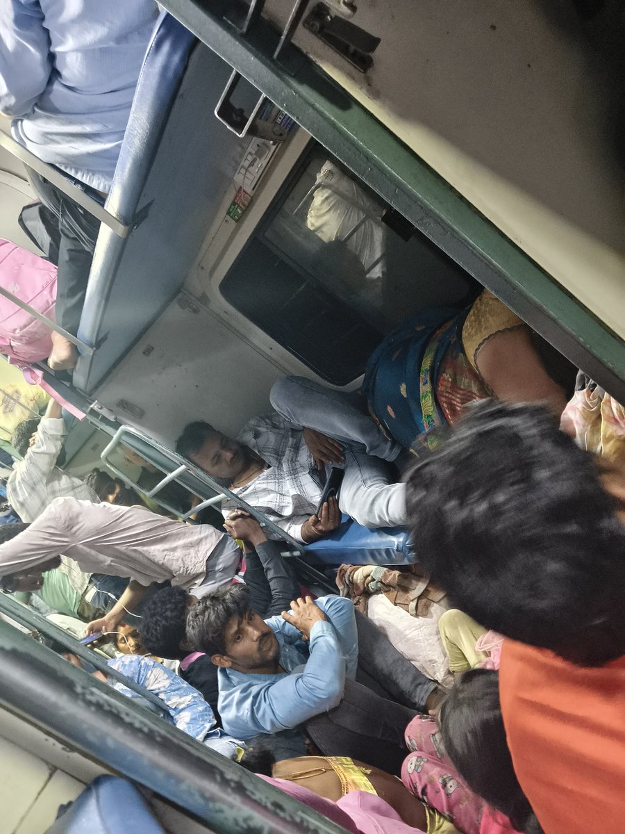 ankeshtri93's tweet photo. @RailMadad @RailMinIndia @RailwaySeva "My complaint has been closed without any actual resolution. Despite the remarks, no RPF or Railway staff attended the coach at AGC station. Unauthorized passengers are still present and causing inconvenience I am highly unsatisfied with this https://t.co/o9QMKnVhFX