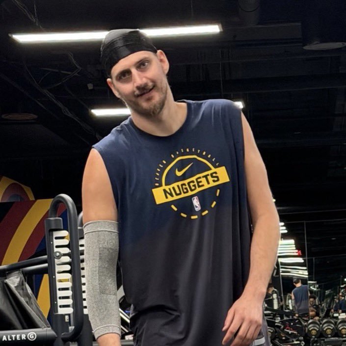 Brooklyn Guy tweet media