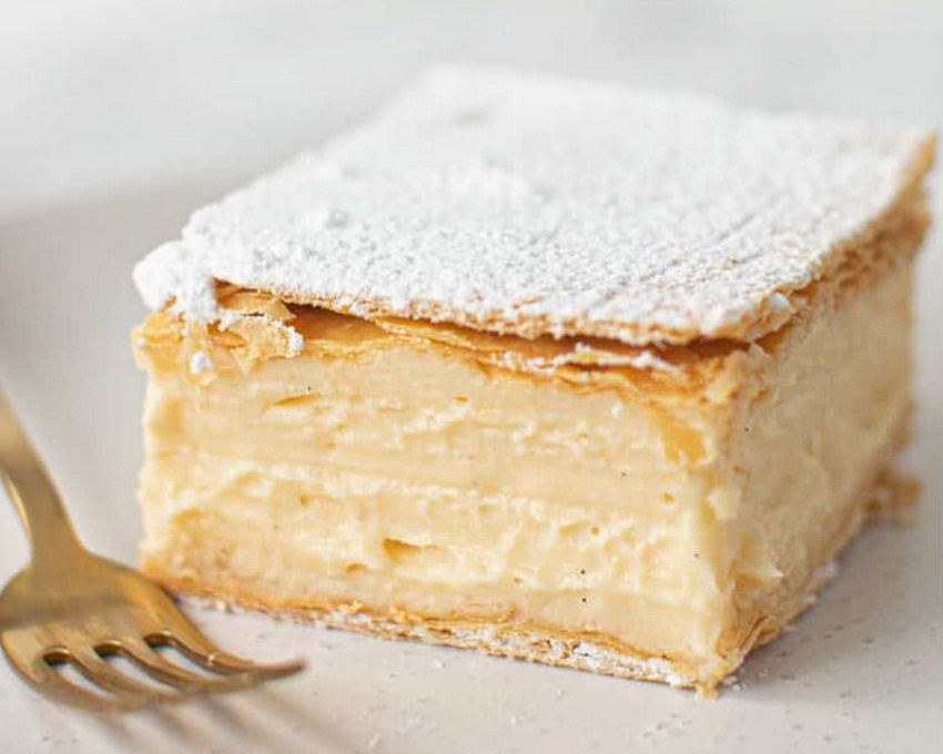 unpodiblu's tweet image. ✨ Puff Pastry Vanilla Custard Slice
#recipe thescranline.com/classic-vanill…