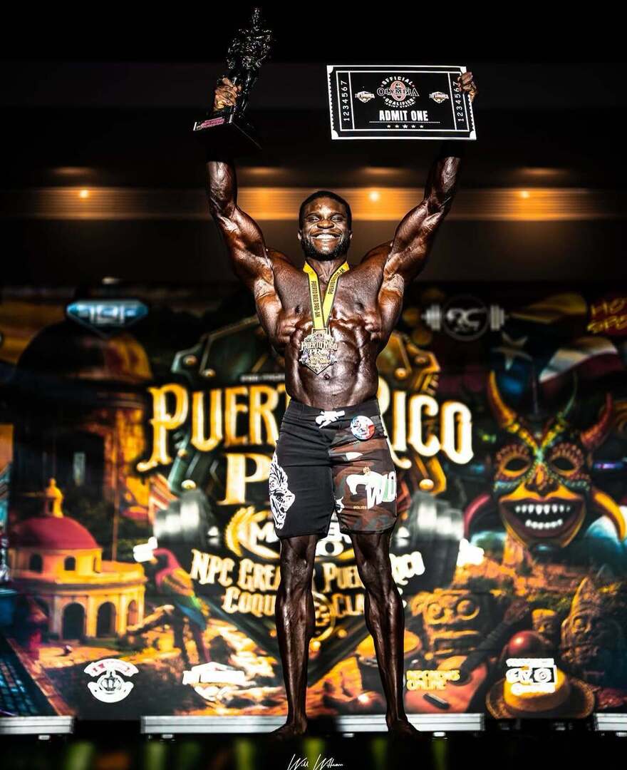 fitness_volt's tweet image. @dan_ifbbpro wins Mens physique title at Puerto Rico pro 💪🏻💪🏻

#bodybuilding #fitnessvolt #muscle 

@wittmannphoto