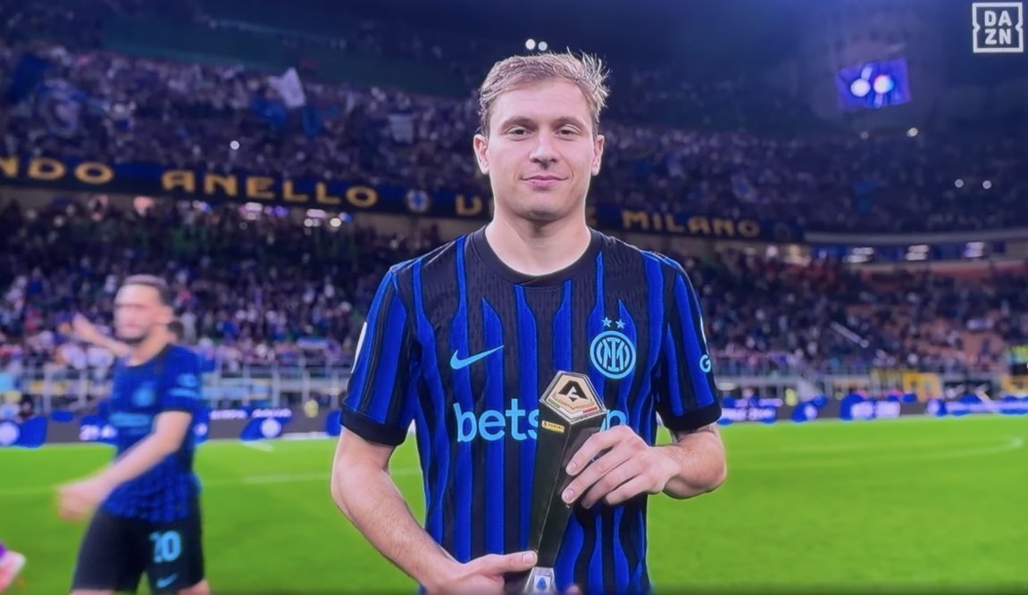 b|uexdju tweet media