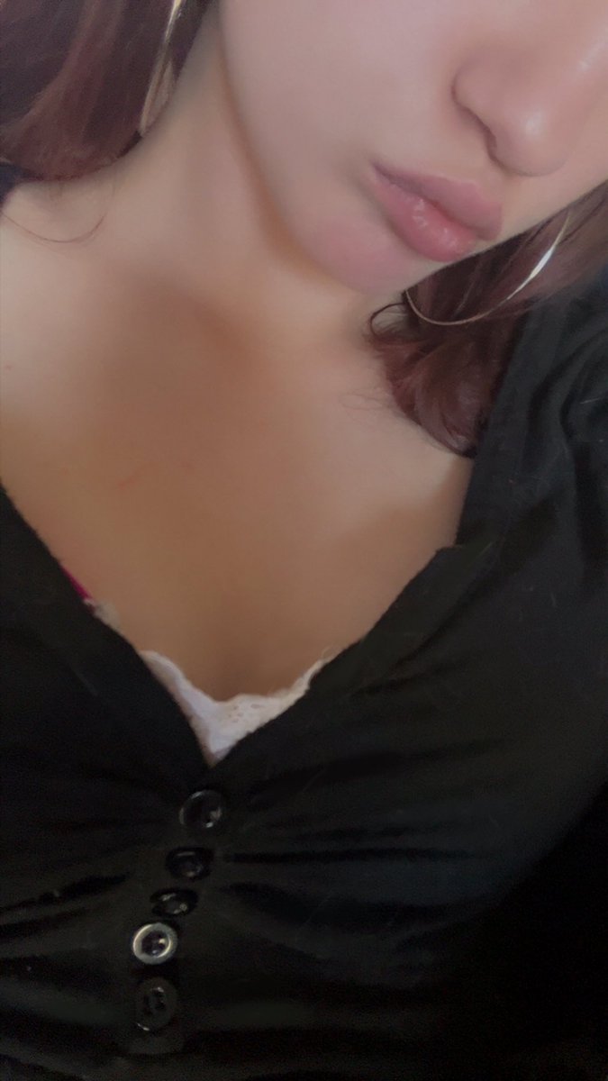 Shylaadoms's tweet image. Need subs to bully
#paypig #findom #dom #payslave #finsub