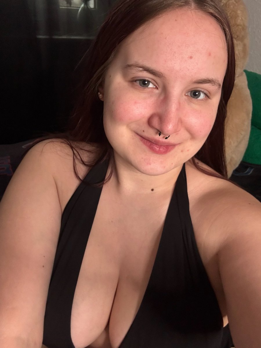 Romy 💦 tweet media