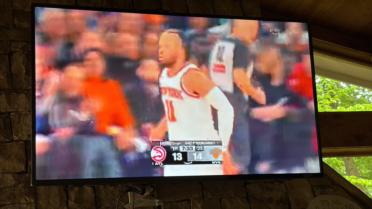 KevinBostic's tweet photo. My #primevideo #knicks #nba game vs YouTube hockey game. #prime picture is almost unwatchable. Come on #Amazon this is terrible https://t.co/WhpG0ylrUo
