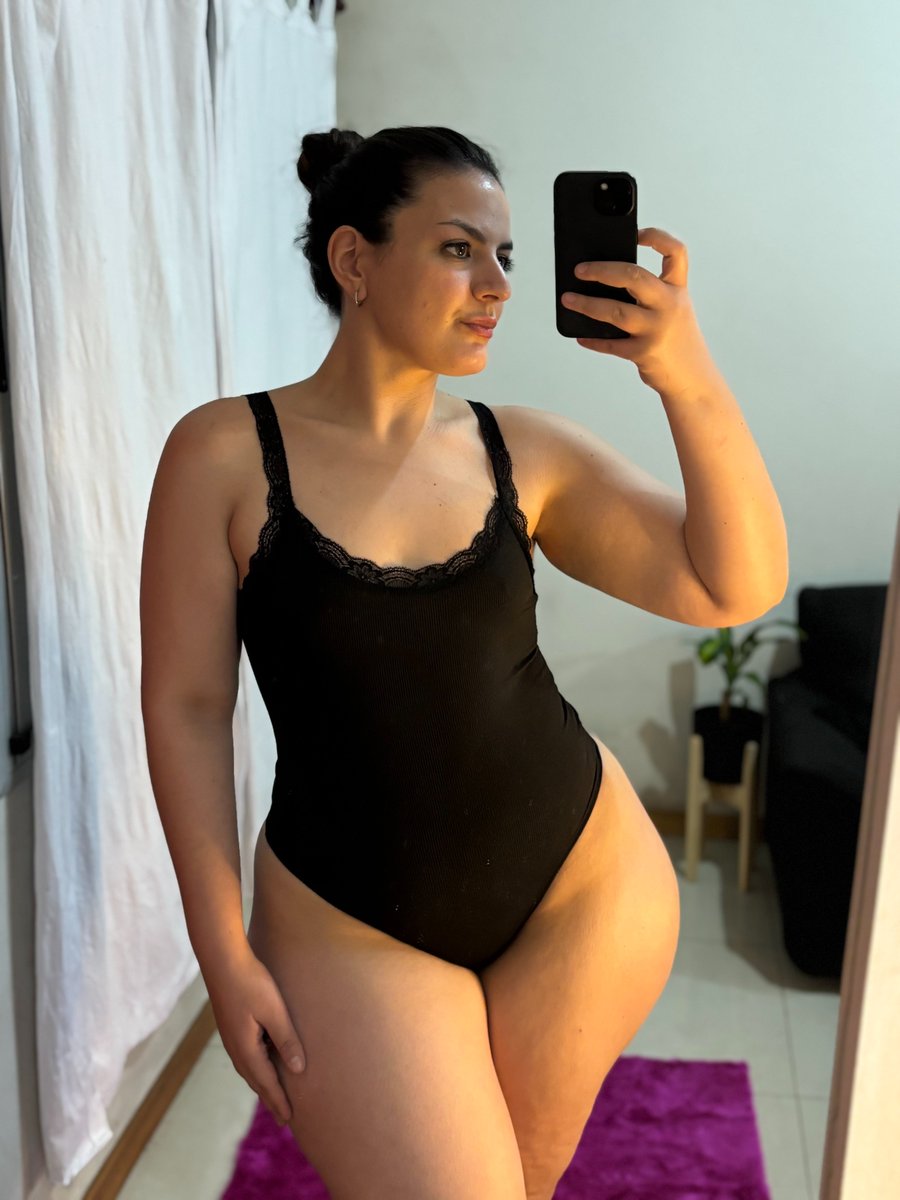 Chloé | ⏾⋆.˚ tweet media