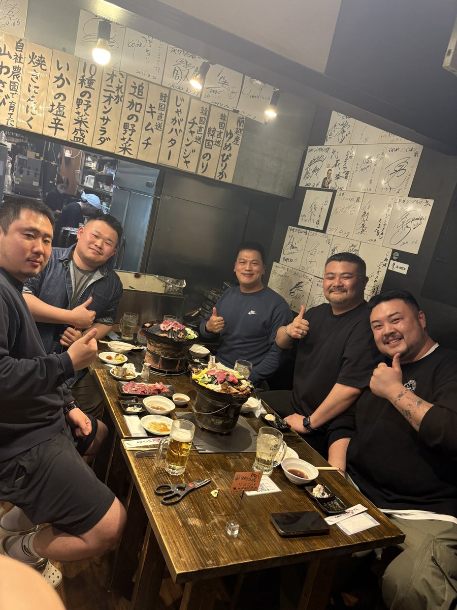 ktrspr's tweet photo. 동생들! 삿포로에서 많이 즐겨 https://t.co/x10vLzVJlr