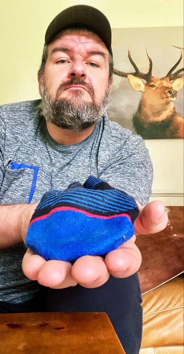 siralexfootgod's tweet photo. Good fggt’s for all your beer $ends Dad is truly sloshed 🤪

Here, have my putrid sweaty sock as your reward 

#findom https://t.co/UEF0DMhKRz