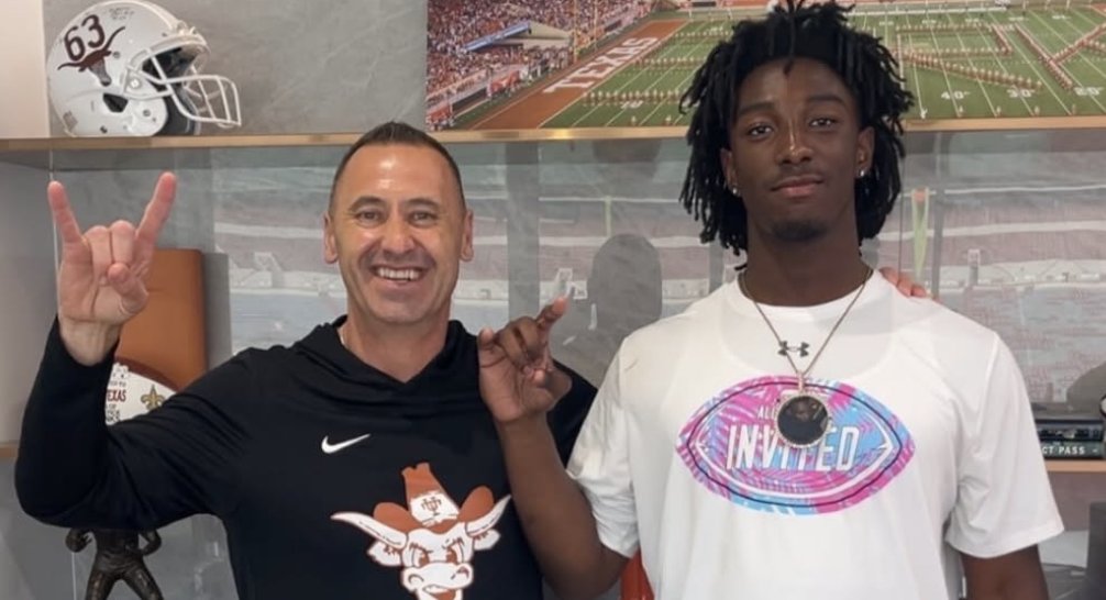 ontexasfootball's tweet image. BOOM: #Texas lands Magnolia State edge rusher Derwin Fields

ontexasfootball.com/news/articles/…