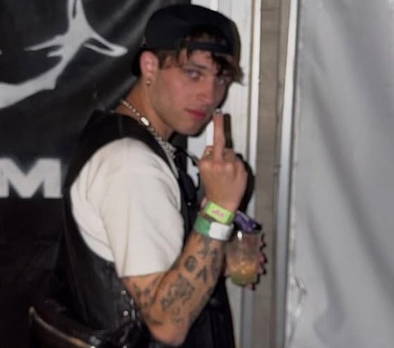 isah ❤️‍🔥 tweet media