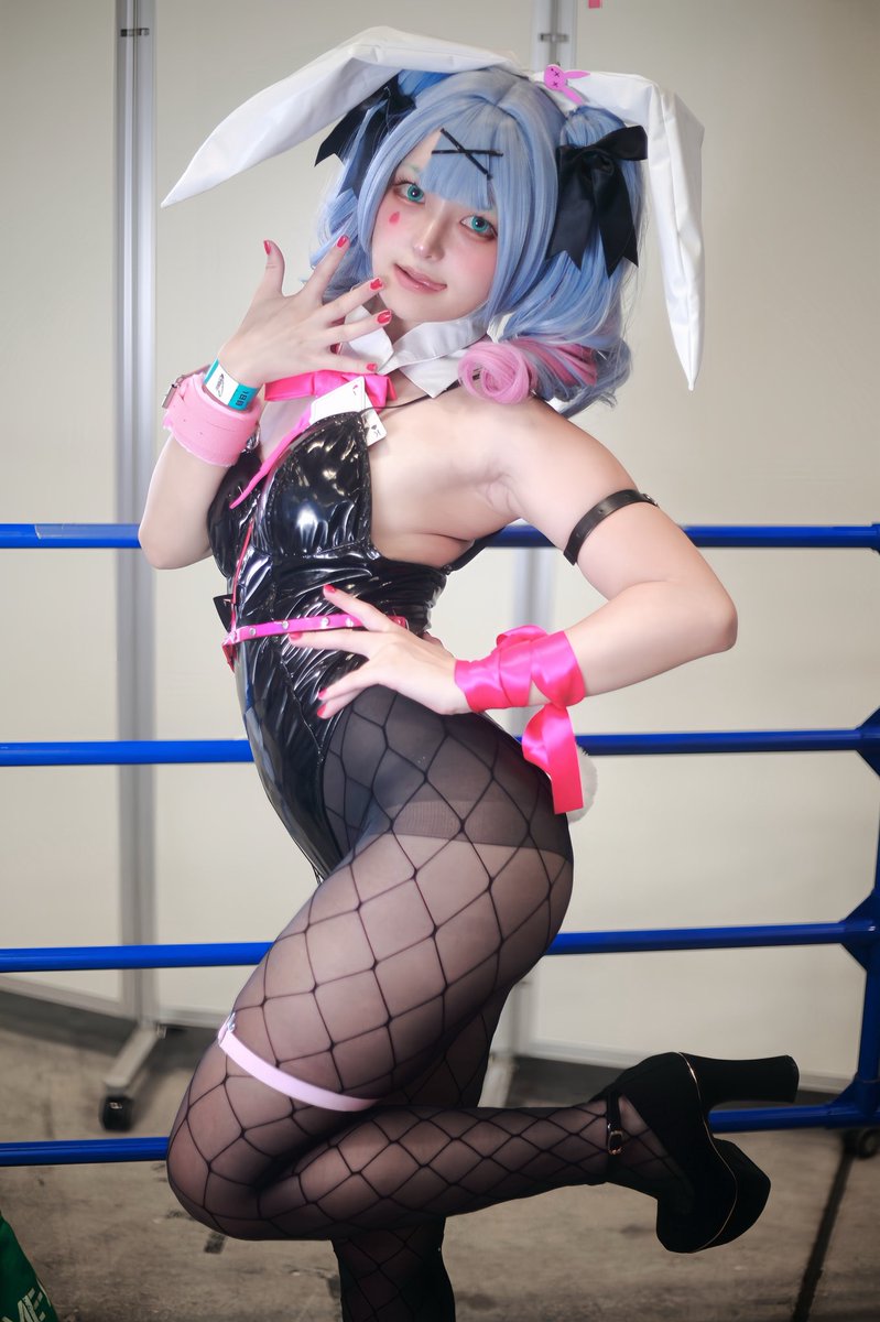 【コスプレ・cosplayer】

VOCALOID￤初音ミク￤Hatsune Miku
ラビットホール￤Rabbit hole