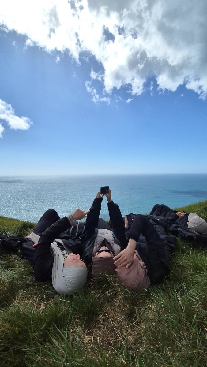 Muslim Hikers tweet media