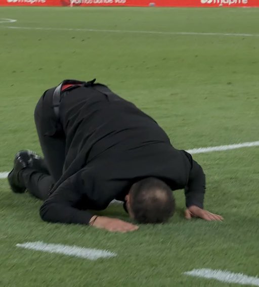 BAR 🧢 tweet media