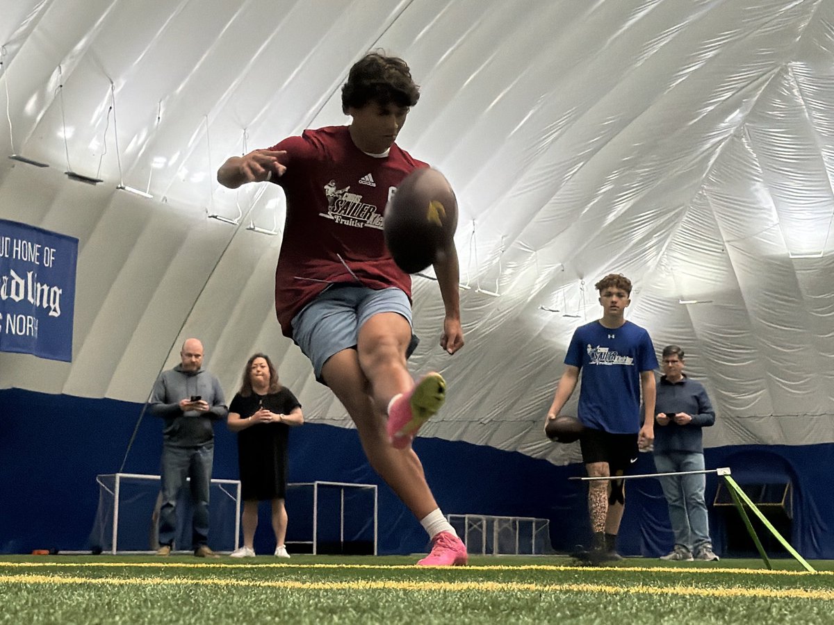 Chris Sailer Kicking tweet media