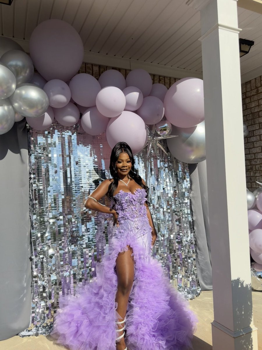 TimmyLee2_'s tweet photo. Prom2026 🙌🏽 #DesignedByMe https://t.co/4JeMxbkjOj