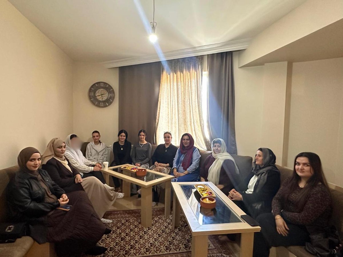 RahelaTrust's tweet photo. Rahela Trust convened a meaningful roundtable in Istanbul, Turkey, bringing together teachers, students, Members of Parliament, and influential voices. 

 Real lasting solutions begin by listening because when young people speak, they reveal possibilities. https://t.co/fKaMxRV48t