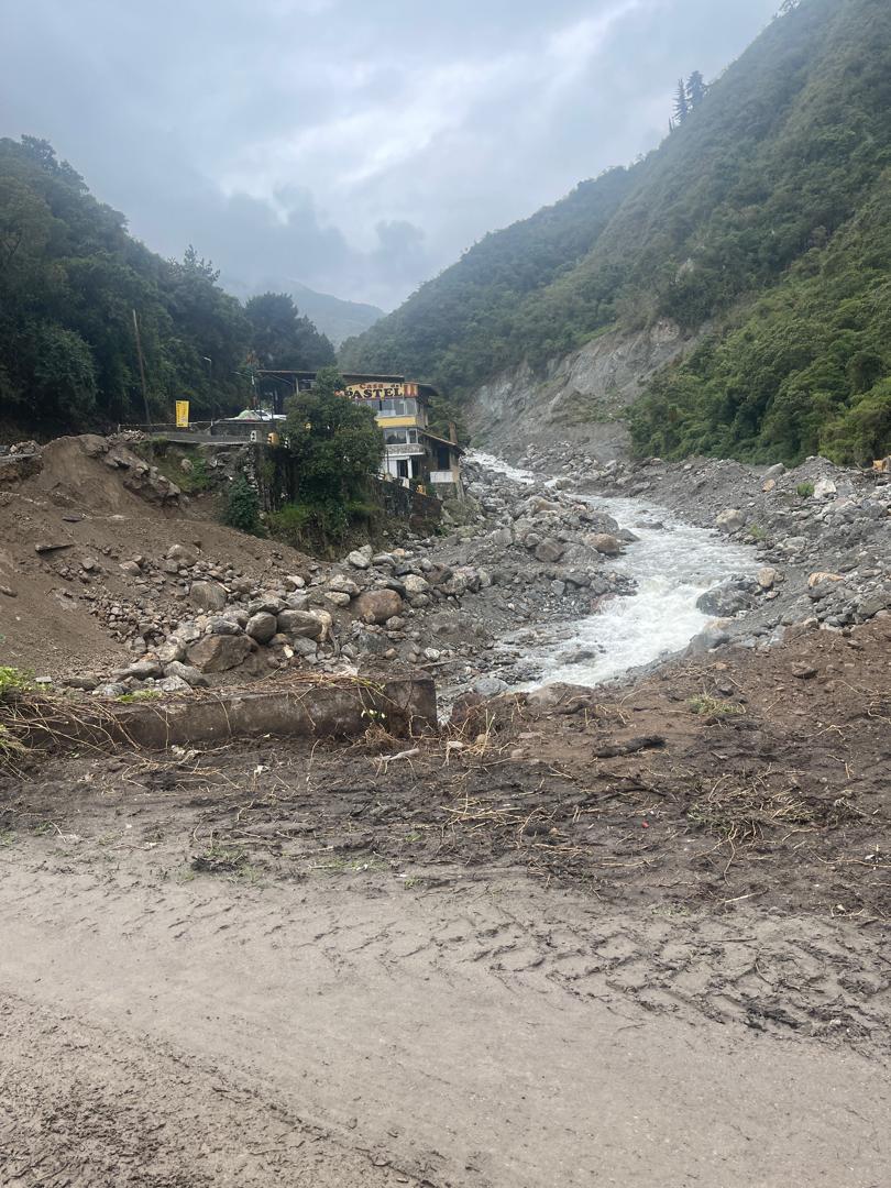 GochaSuper's tweet image. A un año de la vaguada...así están las vías en nuestro Páramo Merideño. 

Que tragedia tenemos que vivir los venezolanos. 

#Mérida #Páramo