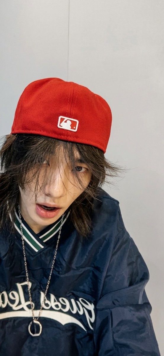 asilentarts's tweet image. I'm so glad you're in my life...

HD, HQ Wallpaper/ Lockscreen 
#StrayKids #Hyunjin