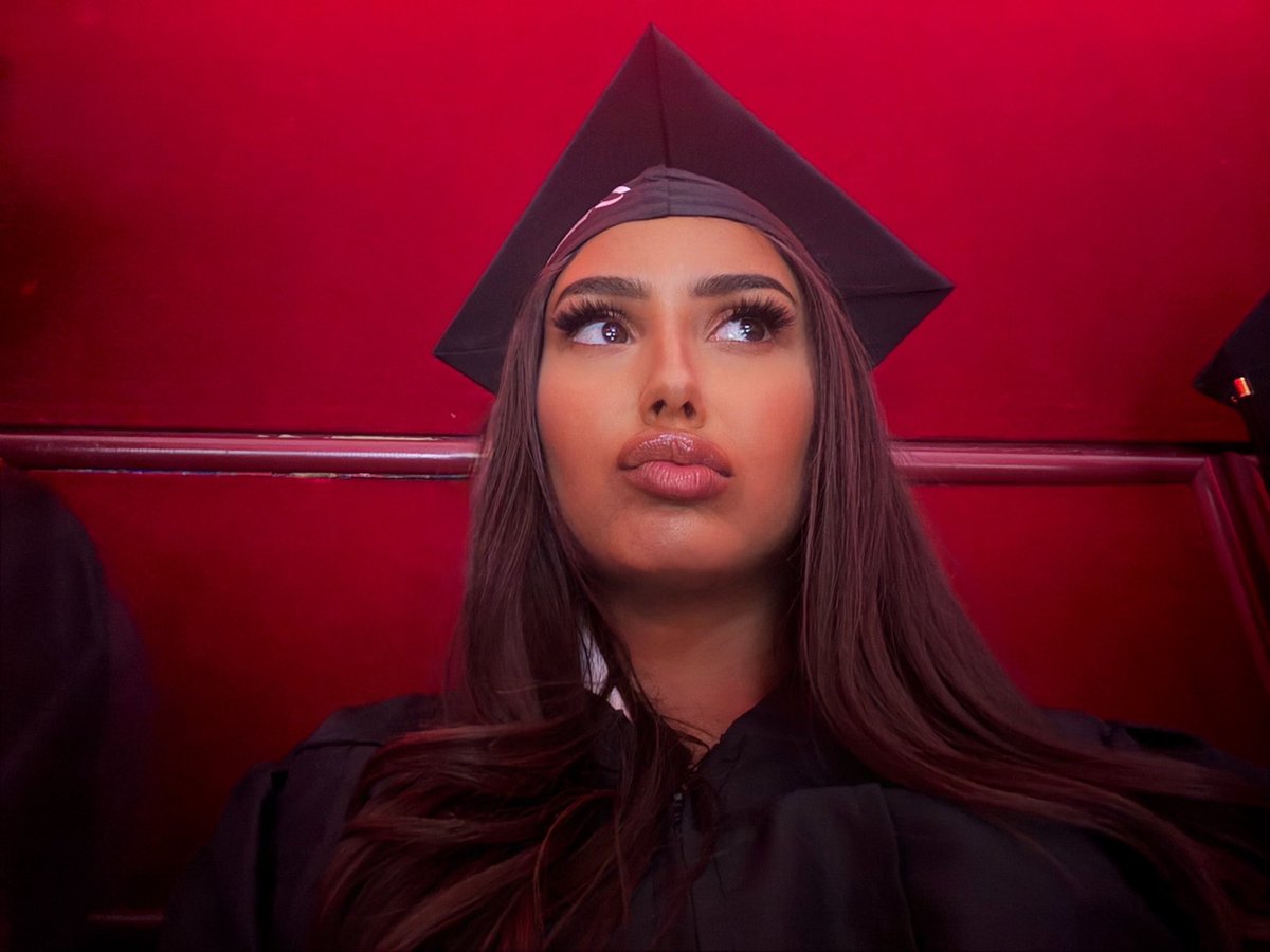 welcome to graduation🎓🫶🏽
