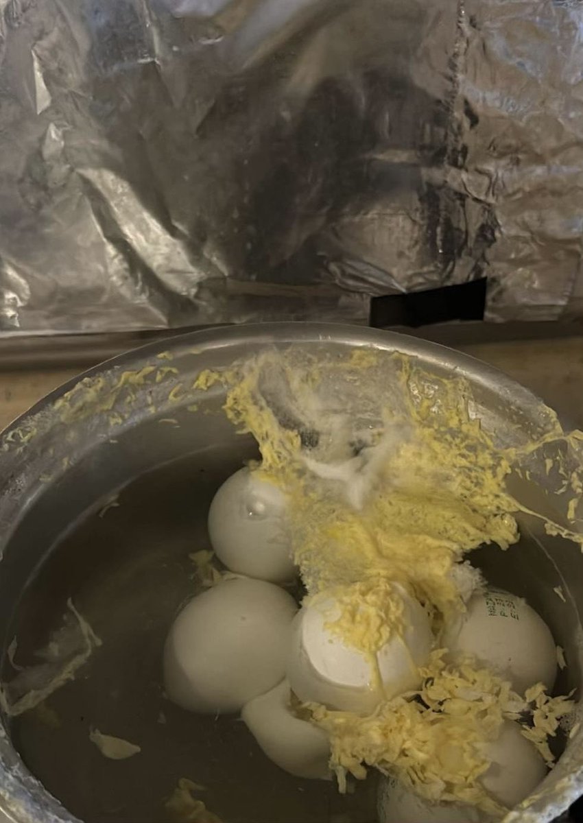 بحر متلاطم من العلم المتراكم tweet media