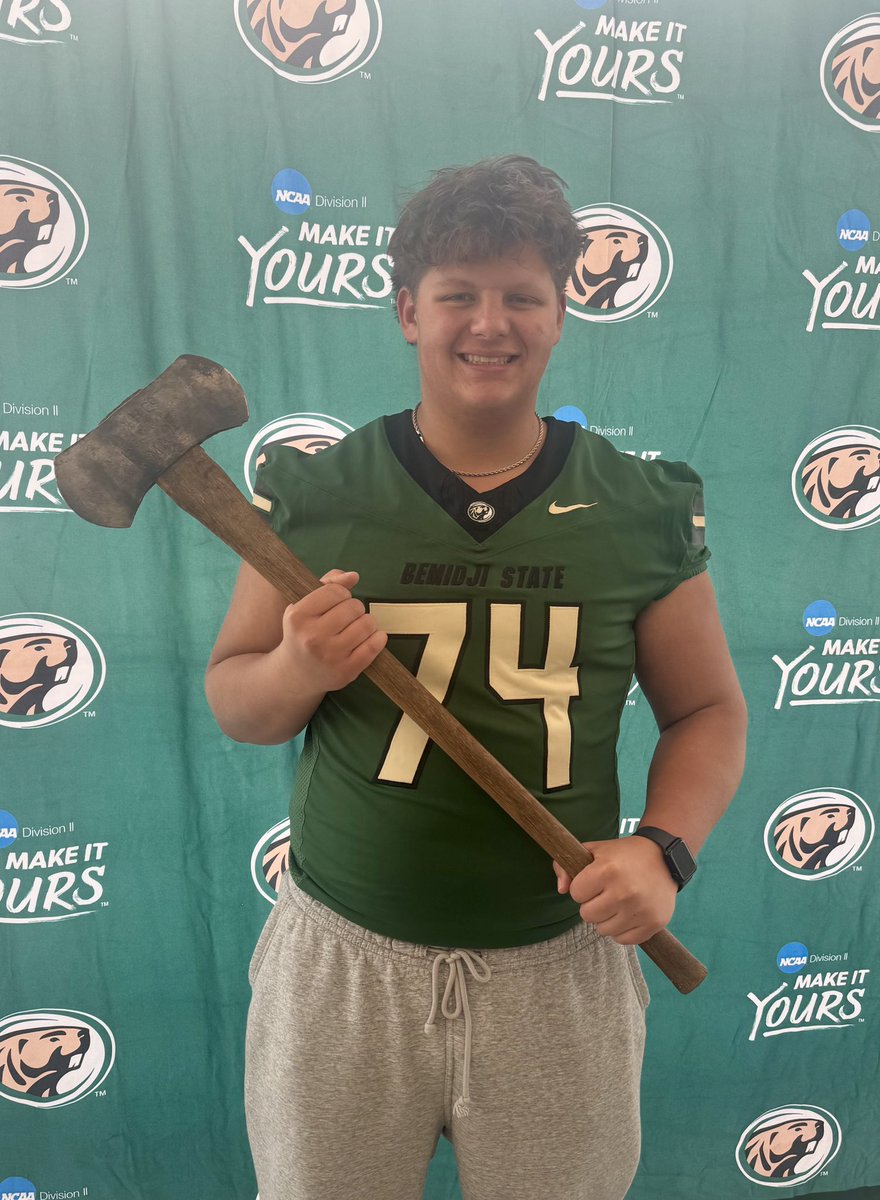 CurtisLeopold09's tweet photo. After a great conversation and Spring Game with @BrandonLabath I’m blessed to received an offer from Bemidji State. @JordanQuinn68 @ANLightningFB @MJ_NFLDraft @trenchtraining @PrepRedzoneWI https://t.co/Yi8IRDUdJD