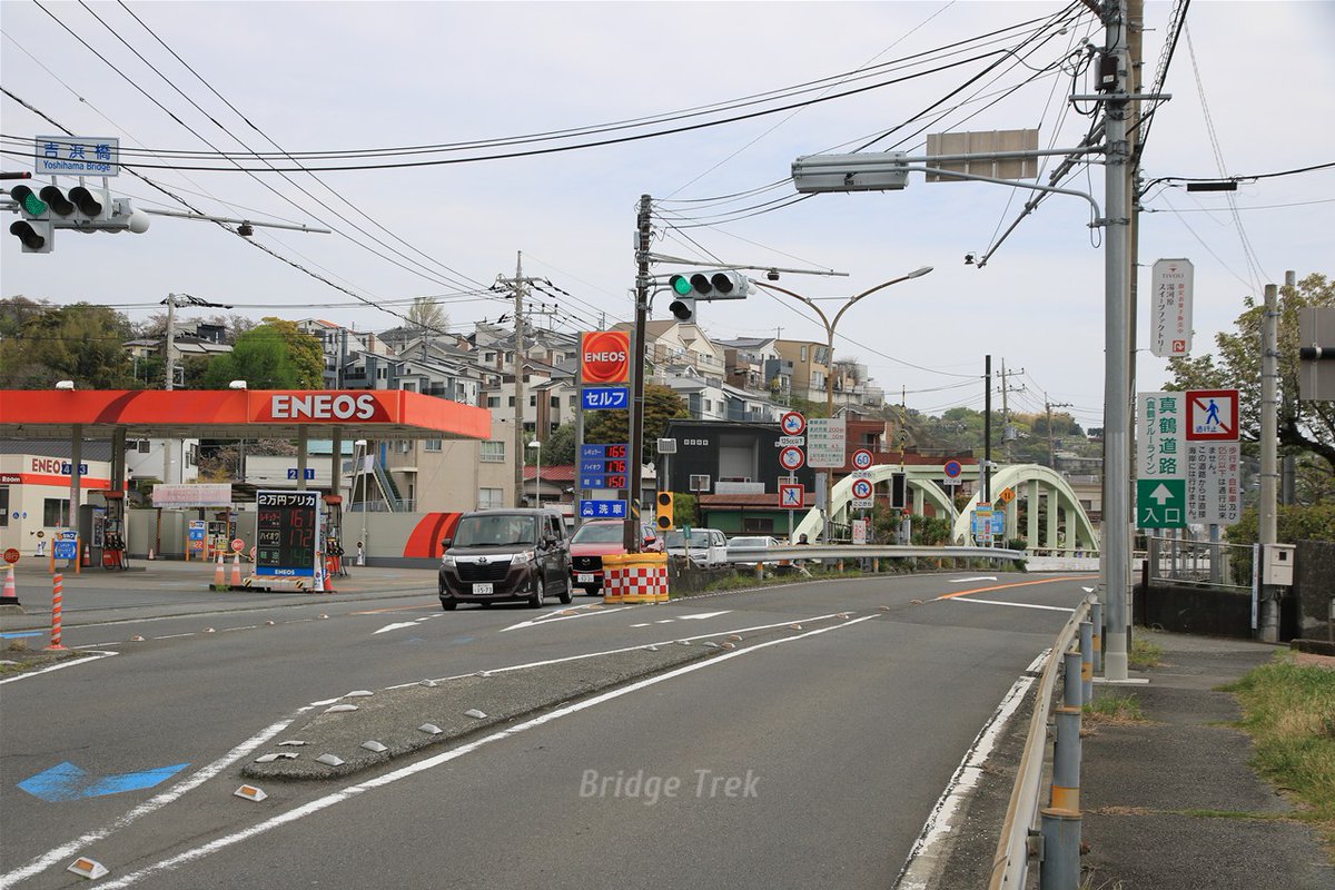 japan_bridge's tweet image. 湯河原橋 他
1980年(昭和55年)竣工、3径間連続有ヒンジラーメン箱桁橋他

スパ・フランコルシャンのオー・ルージュに似ているらしい･･
#MFゴースト #MFG #EauRouge