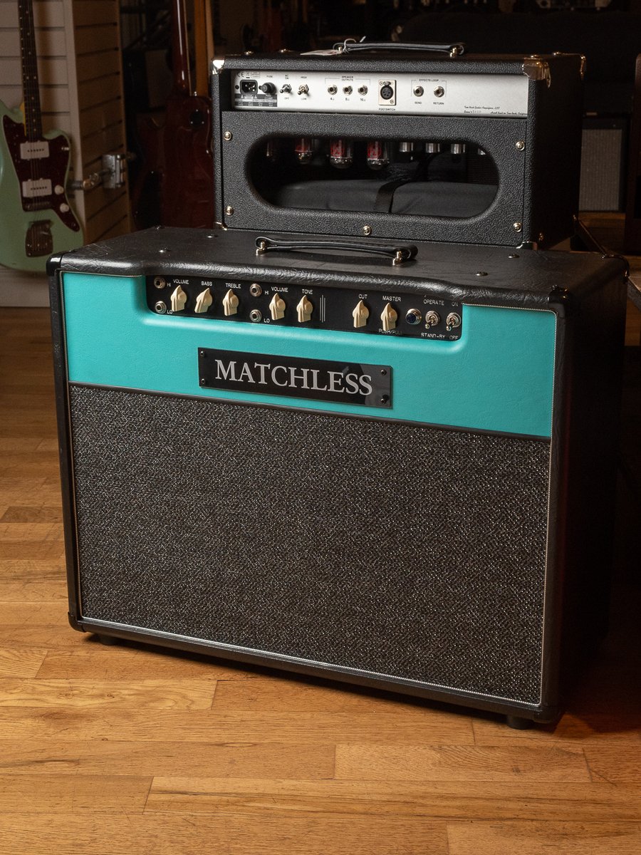 ChicagoMusicEx's tweet image. bit.ly/3Lwv1vK | What does your dream clean tone sound like? 👀 The turquoise panel @MatchlessAmps DC-30 is in-store and ready to light up! Chime, punch, and serious volume. Plus CME's Tax Day deals are live now! Shop the sale today! #CME #MatchlessAmps #GuitarAmp
