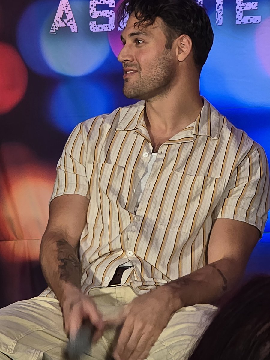 Bucks hole tweet media