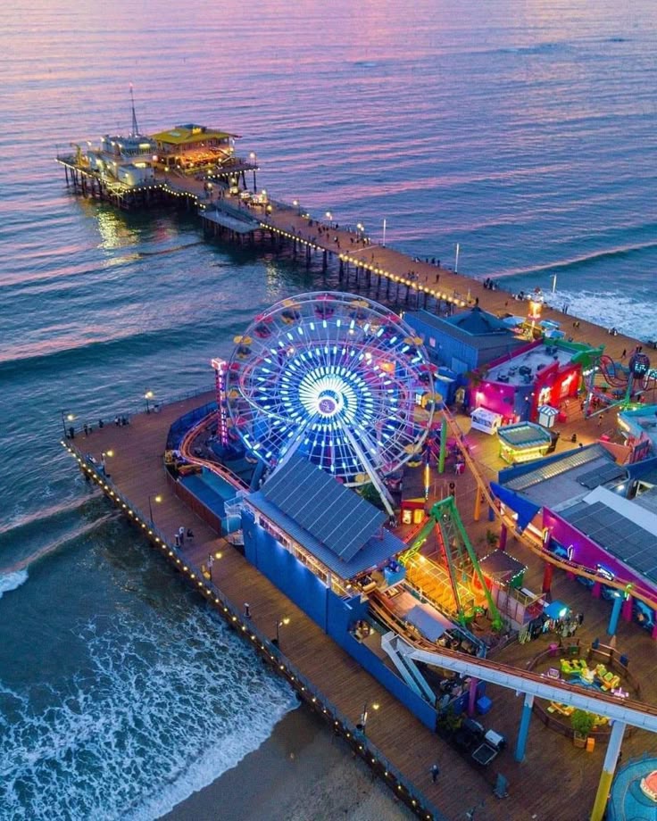 carlcharles0026's tweet image. #santamonicapier