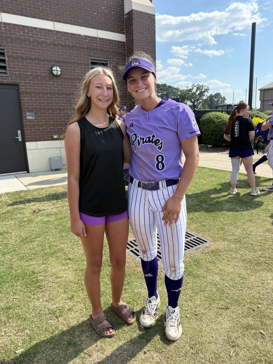 Mckenzie Fox 2029 tweet media