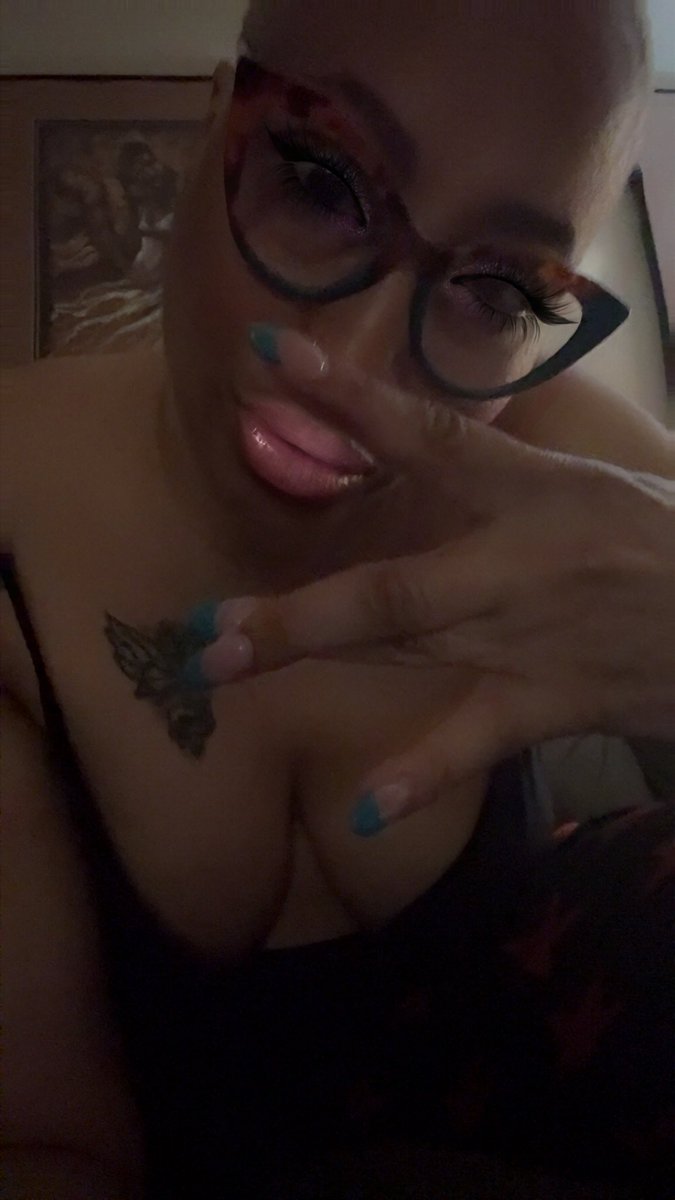 PPModelsDD's tweet image. LET’S GOOO “W!!!!” 🤴🏾👸🏾🌹💐🫡🙌🏽👏🏽👊🏽💯🦅👑👑🥰❤️💥🙏🏾🙏🏾🙏🏾🙏🏾!!!!!!!!!

#2PAC #TONEPAC #RESURRECTION #THUGLIFELIVES #2PACBACK #ALLEYEZONUS #LETSGOOOO