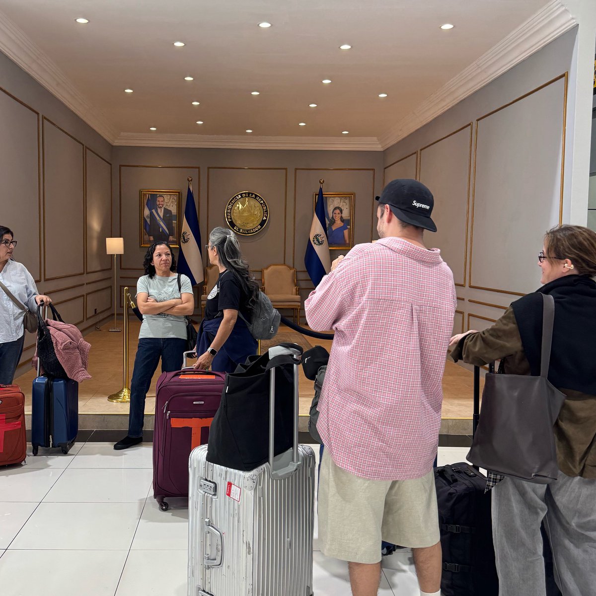 isa⚡️ tweet media