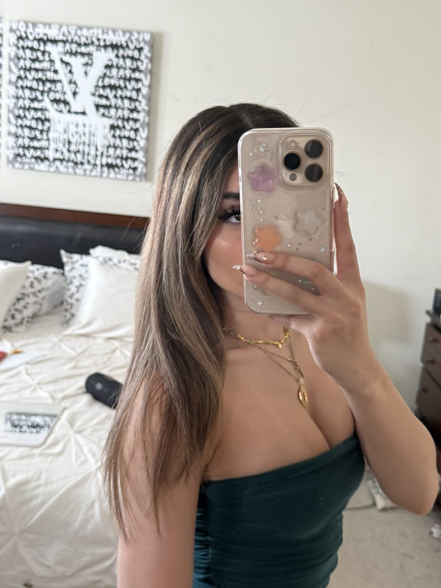 Sof 🤍 tweet media